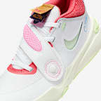 Nike Team Hustle D 11 Younger Kids' Shoes