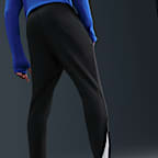 Chelsea F.C. Strike Third Men's Nike Dri-FIT Total 90 Football Knit Pants