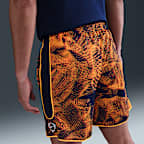 ナイキ アカデミー+ メンズ Dri-FIT サッカーショートパンツ