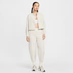 Nike 24.7 PerfectStretch 女款 Dri-FIT 寬鬆剪裁短款外套