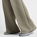 Pants de tejido Fleece de piernas anchas para hombre Nike Tech