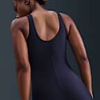 Traje de baño con piernas y cuello alto para mujer Nike Swim HydraStrong Essential