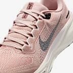 Tenis de correr en pavimento con detalles color metalizado para mujer Nike Pegasus 41 PRM