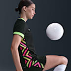 Australia 2025/26 Match Away Women's Nike Dri-FIT ADV Football Authentic Shirt