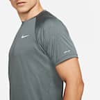 Nike Swim Hydroguard Essential Men's Dri-FIT UV Short Sleeve Top