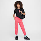 Nike Sportswear Older Kids' T-Shirt