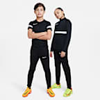Nike Academy Older Kids' Dri-FIT Football Pants