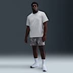 Playera versátil de manga corta Dri-FIT Seersucker para hombre Nike Primary