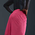 Ofodrade mångsidiga shorts Nike Totality Dri-FIT 18 cm för män