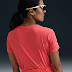 Nike One Swoosh ウィメンズ Dri-FIT ショートスリーブ ランニングトップ