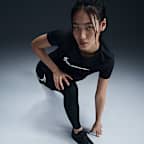 Nike One Women's Dri-FIT Short-Sleeve Graphic Running Top