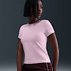 Slank Nike Sportswear-croptop til kvinder