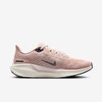 Tenis de correr en pavimento con detalles color metalizado para mujer Nike Pegasus 41 PRM