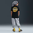 Playera para niños talla grande Nike Sportswear