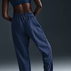Nike Sportswear Club Fleece Women's Mid-Rise Oversized Sweatpants