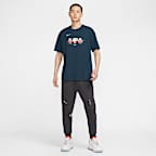 LeBron Men's Max90 Basketball T-Shirt