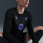 F.C. Barcelona Strike Away Women's Kobe Dri-FIT Football Pre-Match Crew-Neck Top