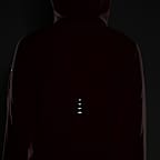 나이키 스위프트 여성 리펠 패커블 러닝 재킷