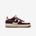 Nike Air Force 1 LV8 3 Older Kids' Shoes