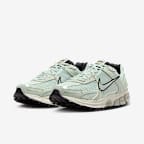 Nike Zoom Vomero 5 Women's Shoes