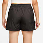 ナイキ スポーツウェア エッセンシャル ウィメンズ レペル ミッドライズ ショートパンツ