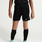 Nike Strike Older Kids' Dri-FIT Football Shorts