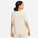 Nike Sportswear Club Essentials Women's T-Shirt