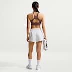 Shorts con forro de ropa interior Dri-FIT de tiro medio de 8 cm para mujer Nike One