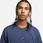 Nike Sportswear Premium Essentials Men's Long-Sleeve T-Shirt