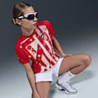 Atlético Madrid Academy Pro İç Saha Nike Dri-FIT Maç Öncesi Kısa Kollu Kadın Futbol Üstü