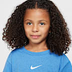 Playera deportiva Femme para niños talla pequeña Nike