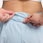 Nike Dri-FIT One 女款中腰 3" 隱藏式內裡短褲