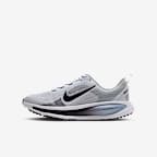 Football Grey/Gridiron/Light Armoury Blue/Black