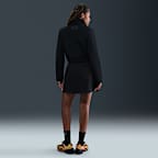 Chamarra entallada para mujer Nike Sportswear Windrunner