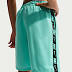 Shorts de playa o alberca con forro de ropa interior de 18 cm para niño talla grande Nike Swim Breaker Logo Tape