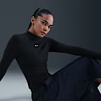 T-shirt Slim Fit a manica lunga con collo alto Nike Sportswear Chill Knit – Donna