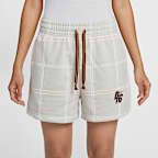 Nike Sportswear Phoenix Fleece 女款高腰 6 吋短褲