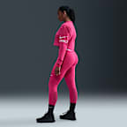 Nike Pro weites Dri-FIT French-Terry-Sweatshirt mit Rundhalsausschnitt (Damen)