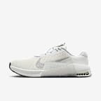 Summit White/Sail/Black/Metallic Silver