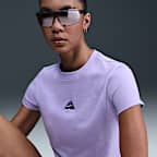 Playera de manga corta Dri-FIT para mujer Nike ACG