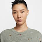 ナイキ スポーツウェア LNY ウィメンズ オーバーサイズド クルーネック スウェットシャツ