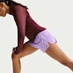 Shorts de correr Dri-FIT ADV de tiro medio de 8 cm con forro de ropa interior para mujer Nike AeroSwift