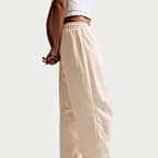 Nike Sportswear Women's Oversized High-Waisted Woven Pants