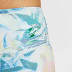 Nike Universa Women's Artist コレクション ミディアムサポート ハイウエスト 21cm バイカーショートパンツ