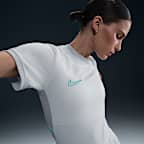 Photon Dust/Light Smoke Grey/Dynamic Turquoise