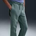 Nike Sportswear Tech Fleece Hose mit offenem Saum für ältere Kinder (Jungen)