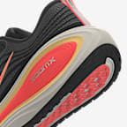 Chaussure de running sur route personnalisée Nike Vomero Plus By You pour femme