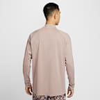 เสื้อวิ่งซิปสั้นผู้ชาย Nike Stride "Eliud Kipchoge" Dri-FIT