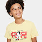 Playera para niños talla grande Nike Sportswear