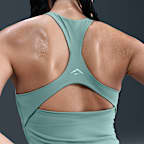 ナイキ トレイル ウィメンズ ミディアムサポート パッディド スポーツブラ タンクトップ